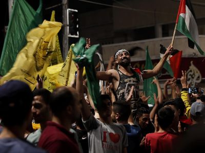 Sorak-sorai Warga Gaza Sambut Gencatan Senjata Hamas-Israel