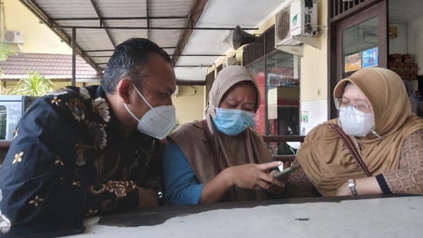 Utang Akan Dilunasi, Guru TK di Malang Lega Utang Akan Dilunasi, Guru TK di Malang Lega