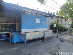 4 Warung Ditutup Karena Pemiliknya Meninggal COVID-19, Ini Kata Wali Kota Eri