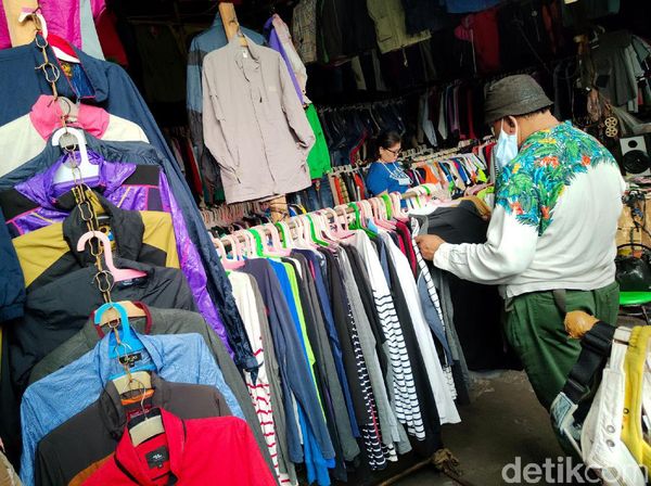 Yuk, Berburu Barang Bekas dengan Harga Miring di Sini