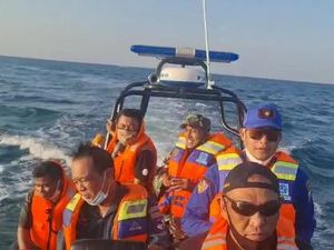 Benda Misterius Jatuh di Perairan Situbondo Disisir Tim Terpadu, Ini Hasilnya Benda Misterius Jatuh di Perairan Situbondo Disisir Tim Terpadu, Ini Hasilnya