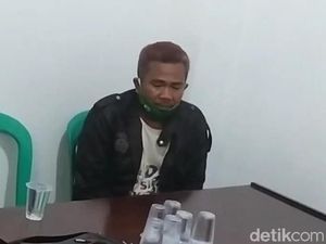 Tampang Bos Kelompok Rambut Merah yang Sebut Salat Tak Wajib Tampang Bos Kelompok Rambut Merah yang Sebut Salat Tak Wajib