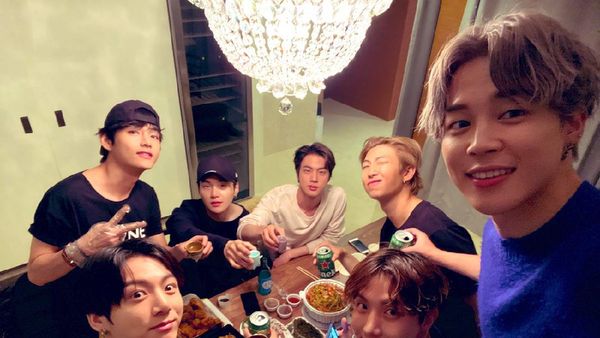 BTS Rilis Butter, Intip Momen Kompak Membernya Saat Makan Bareng