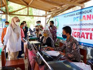 Bupati Ipuk Kembali Hadirkan Camping Embun, Kali Ini di Perkebunan Kapuk