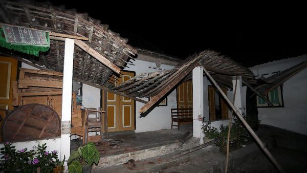 Melihat Lagi Dampak Kerusakan Gempa M 5,9 di Blitar