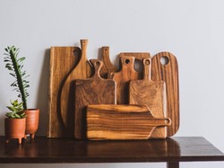 Manfaatkan e-Commerce, Pelaku UMKM Jual Hiasan Dinding ke Pasar Global