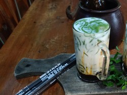 Cara Membuat Es Dawet Ayu Banjarnegara yang Manis dan Menyegarkan