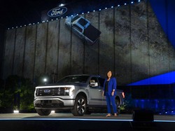 Tak Disangka! Kepala Teknisi Ford F-150 Ternyata Perempuan Imigran Asal China