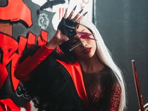 Angkat Tema Punk-Rock, Ivan Gunawan Tertantang Bikin Gaun Cruella