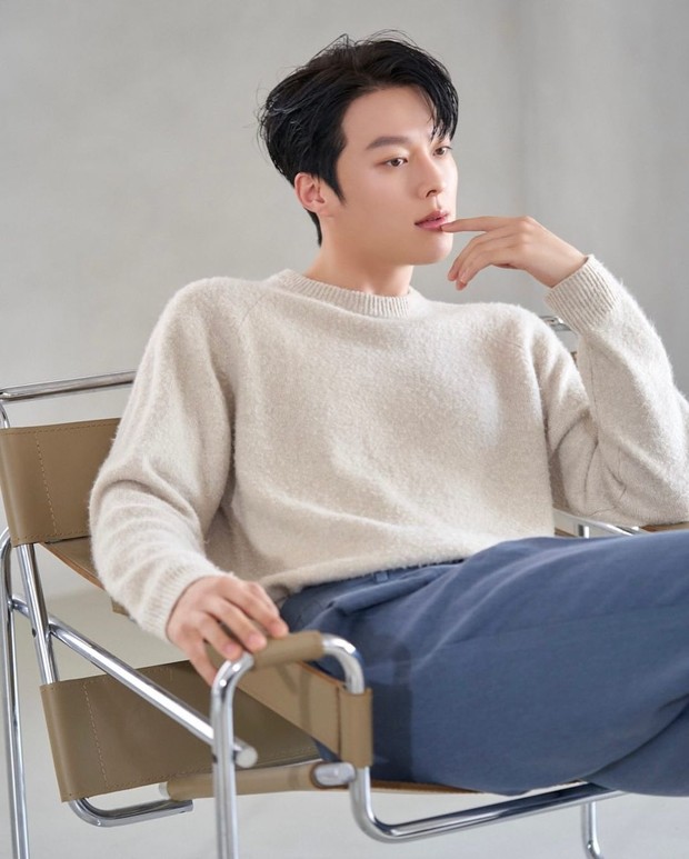 Drama pertama Jang Ki Yong yang akan tayang tahun ini adalah “My Roommate Is Gumiho” dan drama kedua adalah 
