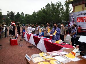 Warga Sumut Pembeli Vaksin Ilegal Dapat Sertifikat Vaksinasi, Kok Bisa? Warga Sumut Pembeli Vaksin Ilegal Dapat Sertifikat Vaksinasi, Kok Bisa?