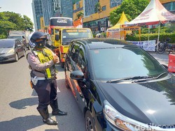 Penyekatan di Suramadu: 34 Pengendara Dirapid Antigen, 2 Reaktif