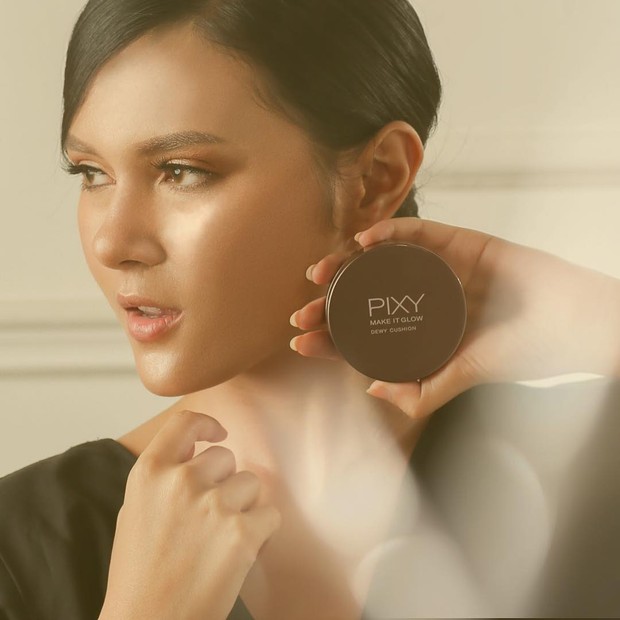 Pixy Make It Glow Dewy Cushion/Instagram.com/pixycosmetics Pixy Make It Glow Dewy Cushion/Instagram.com/pixycosmetics