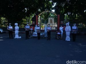 Saat Warga Nganjuk Diminta Terapkan Prokes Lewat Pocong Korban COVID-19