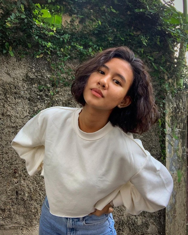 Shenina Cinnamon tampil fresh dengan rambut pendeknya/instagram.com/shenacinnamon