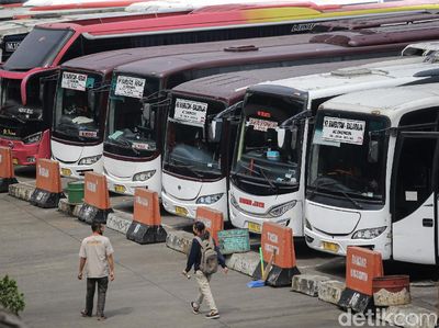 Suasana Terkini Terminal Kampung Rambutan