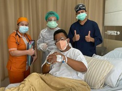 Hotman Paris Sakit DBD: 2 Kali Kalah dengan Nyamuk Betina