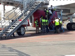 Batik Air Tabrak Garbarata, Bandara Ngurah Rai Jelaskan Prosedur Pesawat Parkir