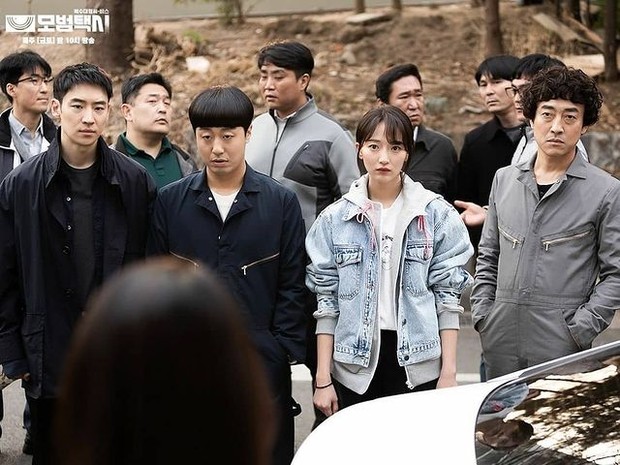 Proses syuting drama Taxi Driver (foto: instagram.com/taxidriversbsdrama)