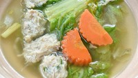 Resep Sop Bakso Ayam Soun yang Gurih Hangat Buat Sahur
