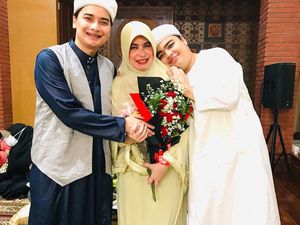 Umi Yuni Tak Diusir dari Az-Zikra Usai Nikah Lagi, Disentil soal Akhlak dan Adab Umi Yuni Tak Diusir dari Az-Zikra Usai Nikah Lagi, Disentil soal Akhlak dan Adab