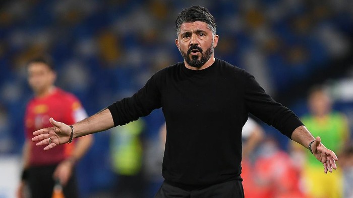 NAPLES, ITALY - MAY 23: Gennaro Gattuso, Head Coach of SSC Napoli reacts during the Serie A match between SSC Napoli and Hellas Verona FC at Stadio Diego Armando Maradona on May 23, 2021 in Naples, Italy. Sporting stadiums around Italy remain under strict restrictions due to the Coronavirus Pandemic as Government social distancing laws prohibit fans inside venues resulting in games being played behind closed doors.  (Photo by Francesco Pecoraro/Getty Images)