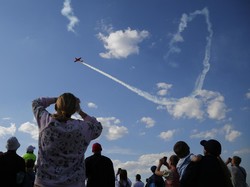 Detik-detik Pesawat Tempur Rusia Cegat Jet Tempur AS dan Prancis