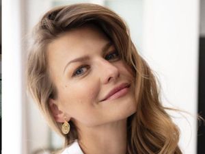 8 Pesona Anna, Karateka Cantik Istri Peraih Sepatu Emas Robert Lewandowski