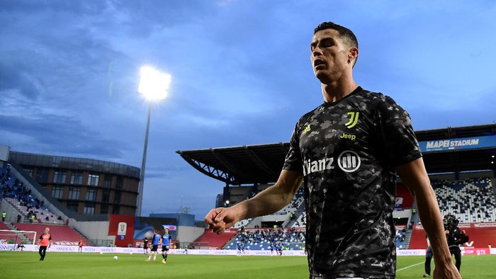 REGGIO NELLEMILIA, ITALY - MAY 19: Cristiano Ronaldo of Juventus looks on ahead of the TIMVISION Cup Final between Atalanta BC and Juventus on May 19, 2021 in Reggio nellEmilia, Italy. A limited number of fans will be allowed into the stadium as Coronavirus restrictions begin to ease in the UK. (Photo by Marco Rosi/Getty Images for Lega Serie A)