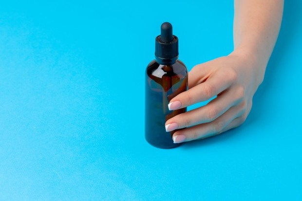 Ilustrasi Produk Skincare Preloved/Foto: freepik.com 5 Tips Membeli Skincare Preloved yang Aman