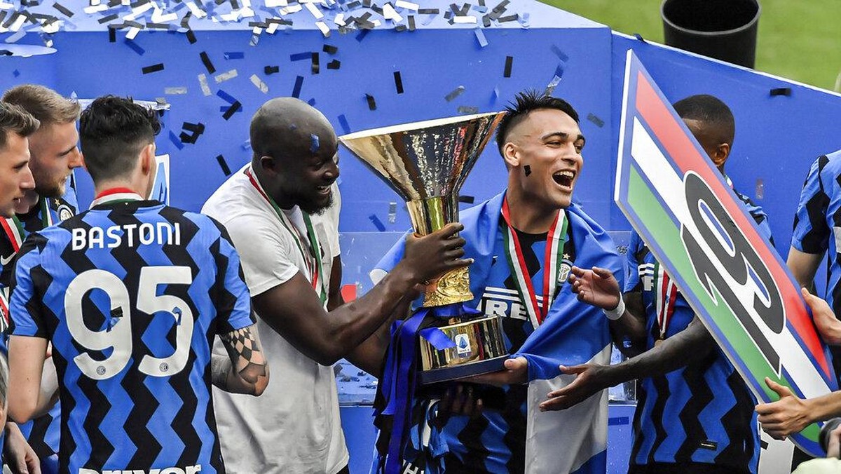 Inter Milan sedang mengalami masalah keuangan. (Foto: AP Photo)