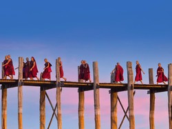 U Bein, Jembatan Kayu Jati Tertua dan Terpanjang Dunia