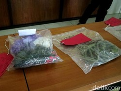 Sederet Barang Bukti Ayah Tega Setubuhi-Bunuh Anak Kandung di Kudus