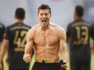 Lewandowski Menangi Sepatu Emas Eropa 2020/2021