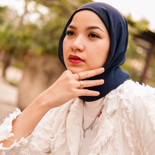 Marsha Natika adik Zaskia Adya Mecca juga mantap mengenakan hijab/instagram.com/marshanatika