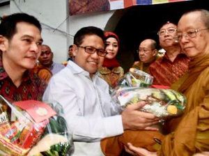 Sambut Waisak, Muhaimin Iskandar Ajak Masyarakat Perkokoh Persaudaraan