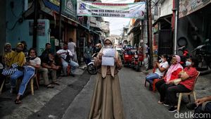 Kini Giliran Warga Dapat Vaksin