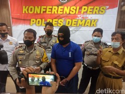 Terekam CCTV! Tabrak Lari Tewaskan Takmir Masjid di Demak