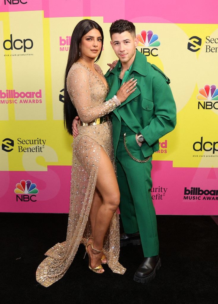 LOS ANGELES, CALIFORNIA - Priyanka Chopra dan Nick Jonas di Billboard Music Awards 2021