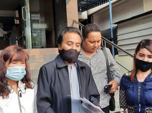 Klaim Diserempet, Roy Suryo Polisikan Lucky Alamsyah dengan UU ITE! Klaim Diserempet, Roy Suryo Polisikan Lucky Alamsyah dengan UU ITE!