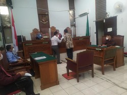 RJ Lino Bakal Hadapi Sidang Putusan Praperadilan Besok