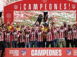 Momen Atletico Madrid Angkat Trofi LaLiga 2020/2021
