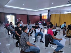 8 Tenaga Harian Lepas Dinas PUPR Blitar Alami KIPI Usai Divaksin AstraZeneca