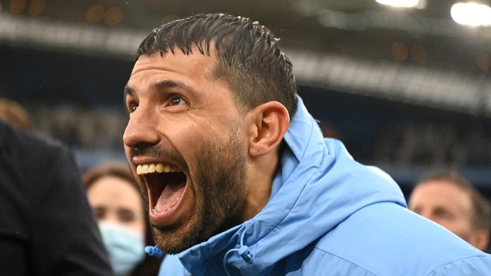MANCHESTER, ENGLAND - MAY 23: Sergio Aguero of Manchester City reacts as tributes are paid to him as he plays his last game for Manchester City following the Premier League match between Manchester City and Everton at Etihad Stadium on May 23, 2021 in Manchester, England. A limited number of fans will be allowed into Premier League stadiums as Coronavirus restrictions begin to ease in the UK. (Photo by Michael Regan/Getty Images)