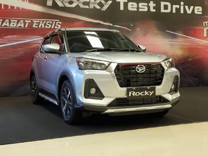 Chip Semi Konduktor Langka, Daihatsu Pastikan Produksi Mobil di Indonesia Aman Chip Semi Konduktor Langka, Daihatsu Pastikan Produksi Mobil di Indonesia Aman