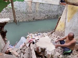 Tergerus Air Sungai, Kirmir Sungai Citepus Bandung Ambrol Tergerus Air Sungai, Kirmir Sungai Citepus Bandung Ambrol