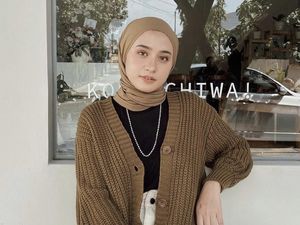 8 Ide Padu Padan Cardigan Rajut ala Selebgram Hijab 8 Ide Padu Padan Cardigan Rajut ala Selebgram Hijab