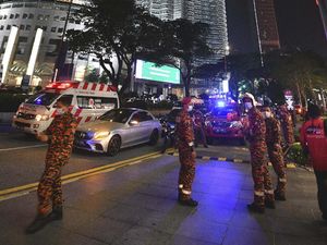5 Fakta Ngeri LRT Negeri Jiran Tabrakan di Terowongan 5 Fakta Ngeri LRT Negeri Jiran Tabrakan di Terowongan