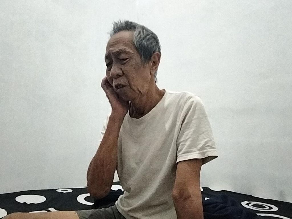 Pak Ogah Tak Ada Penghasilan, Padahal Harus Berobat Pak Ogah Tak Ada Penghasilan, Padahal Harus Berobat
