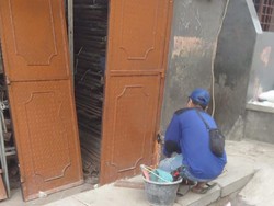Got Halangi Pintu Rumah Warga di Jakbar, Perbaikan Mulai Dilakukan